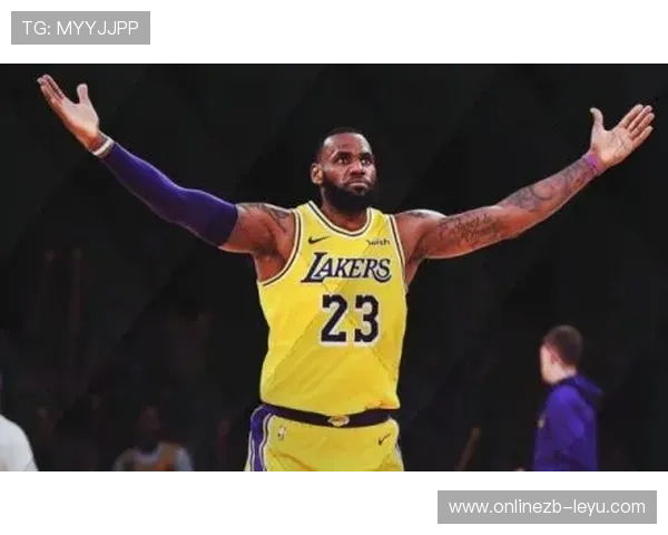 英格兰后卫里斯·詹姆斯：新赛季表现引期待