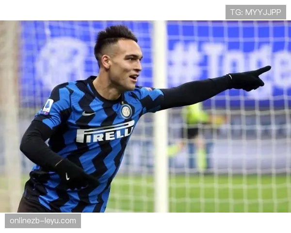 阿什拉夫职业生涯高光时刻回顾:新巨星时代闪耀登场 阿什拉夫职业生涯高光时刻回顾:新巨星时代闪耀登场