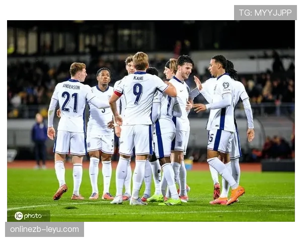 哈里·凯恩梅开二度，英格兰对拉脱维亚表现稳健，展现强劲状态