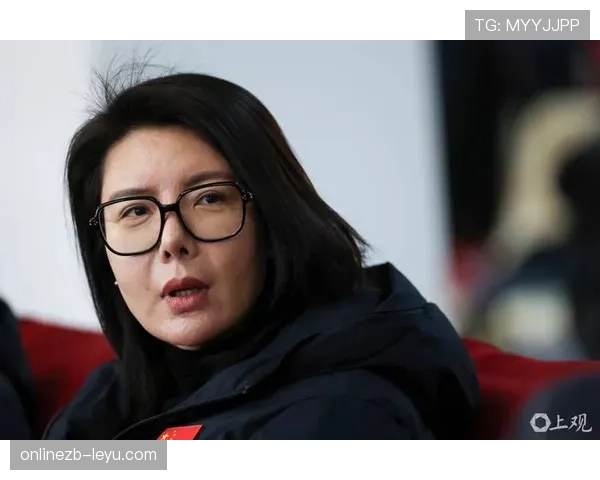 杜丽家里那个奢侈小院子,平时赛场上那么拼,人家周末简直像皇家乐福逛街一样自在 杜丽家里那个奢侈小院子,平时赛场上那么拼,人家周末简直像皇家乐福逛街一样自在